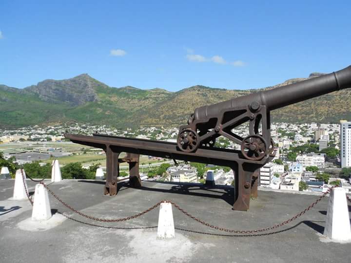 https://d3r8gwkgo0io6y.cloudfront.net/upload/citadel fort.jpg
